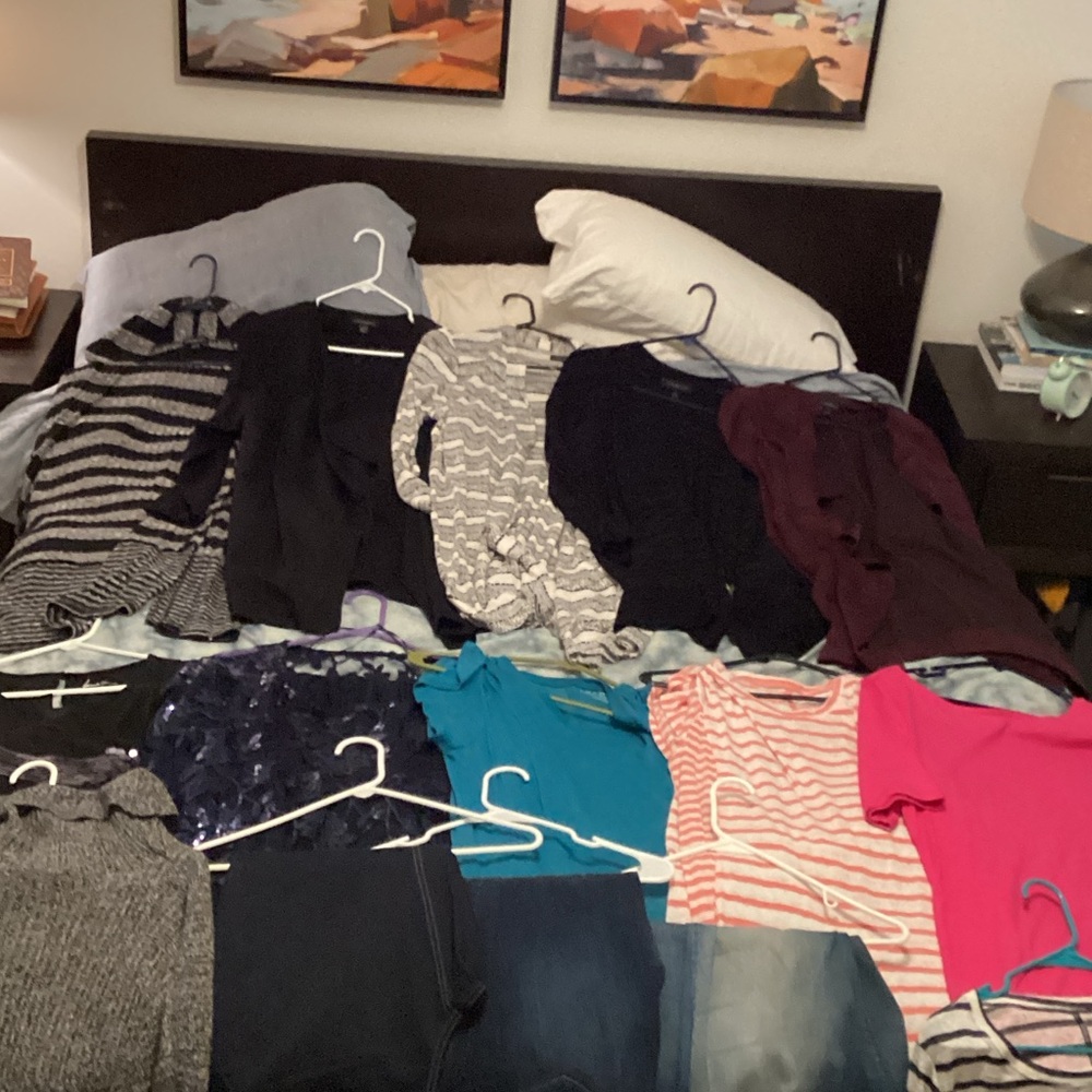 Assorted Women's clothing - you get ALL of it